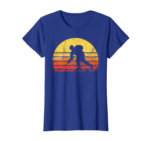 Vintage Retro Ice Hockey Player Silhouette Sun T-shirt Gift