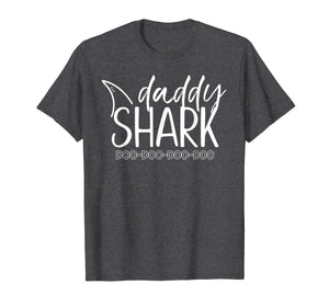 Mens Daddy Shark Doo Doo Fathers Day Gift T-Shirt