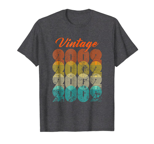 Vintage Retro 2002 17th yrs old Classic Birthday T-Shirt