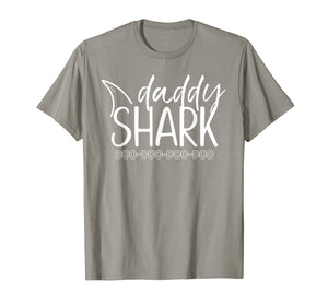 Mens Daddy Shark Doo Doo Fathers Day Gift T-Shirt